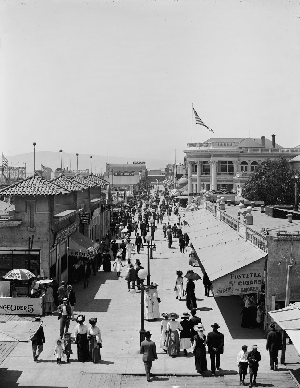 A Midway，Long Beach，California，c.1910-20 作者 底特律出版公司