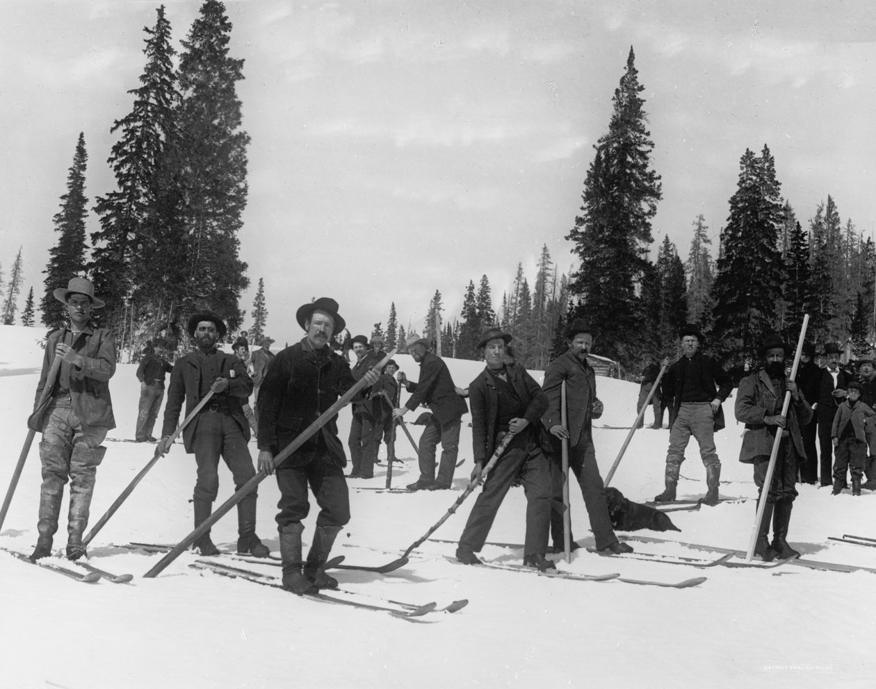 滑雪旅，c.1910-20 作者 底特律出版公司