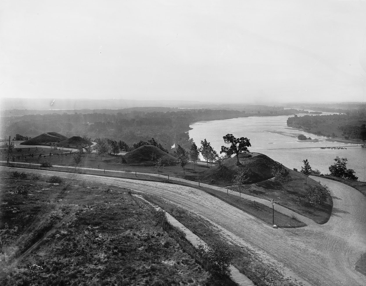 印第安土墩公园，圣保罗，明尼苏达州，c.1898 作者 底特律出版公司