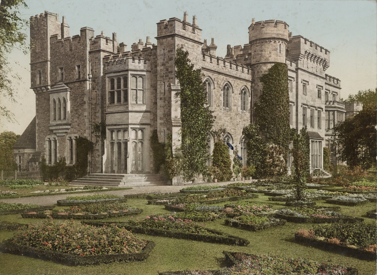 Hawarden Castle, c.1900 (photomechanical print) 作者 底特律出版公司