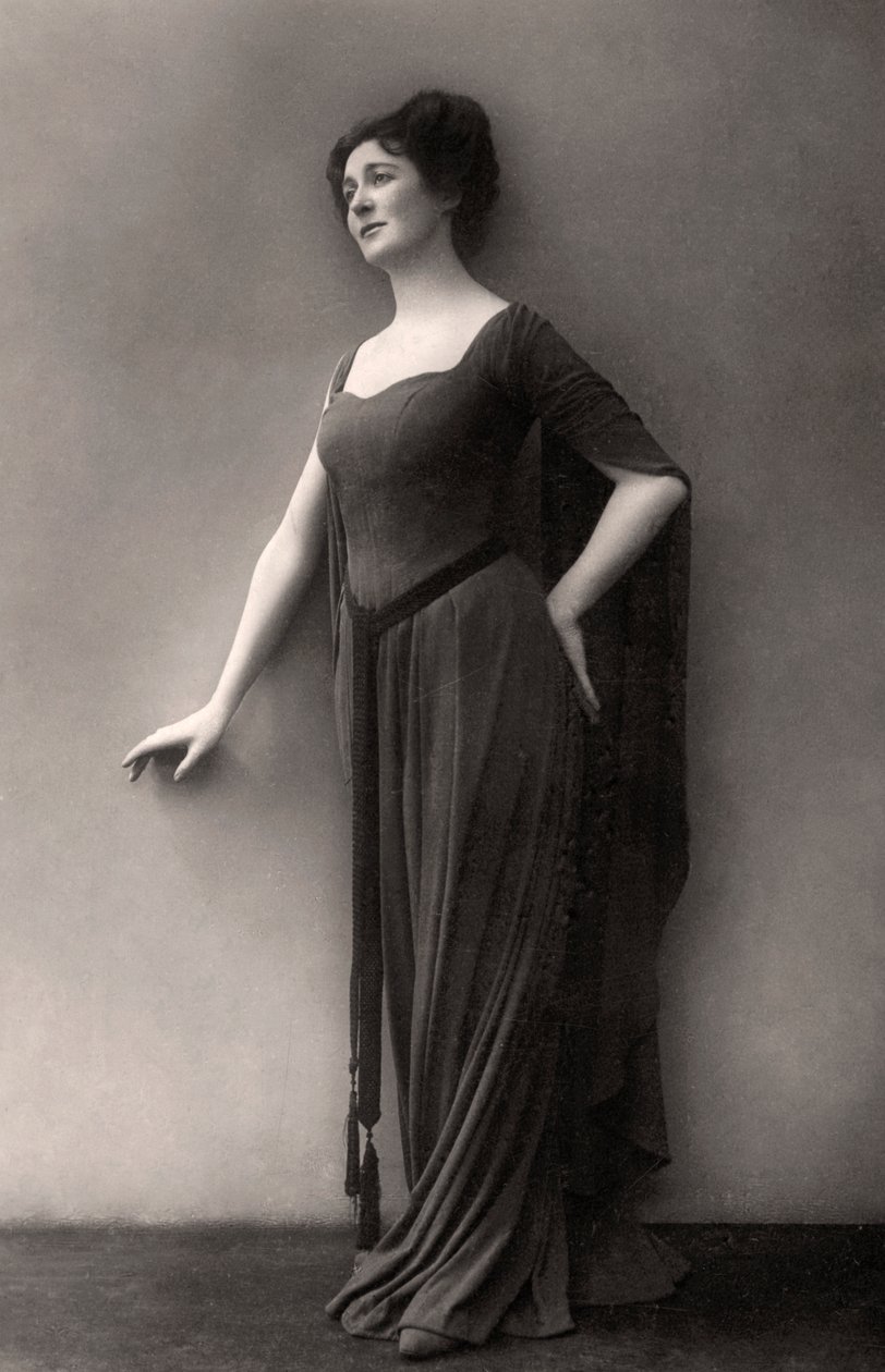 米莉亚-克莱门茨，英国演员和表演者，1910年。 作者 多佛街照相馆
