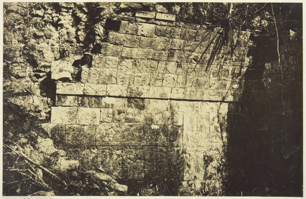 Chichen-Itza的马戏团宫殿，一个房间的内部，1859年。 作者 德西雷·夏奈（DésiréCharnay）