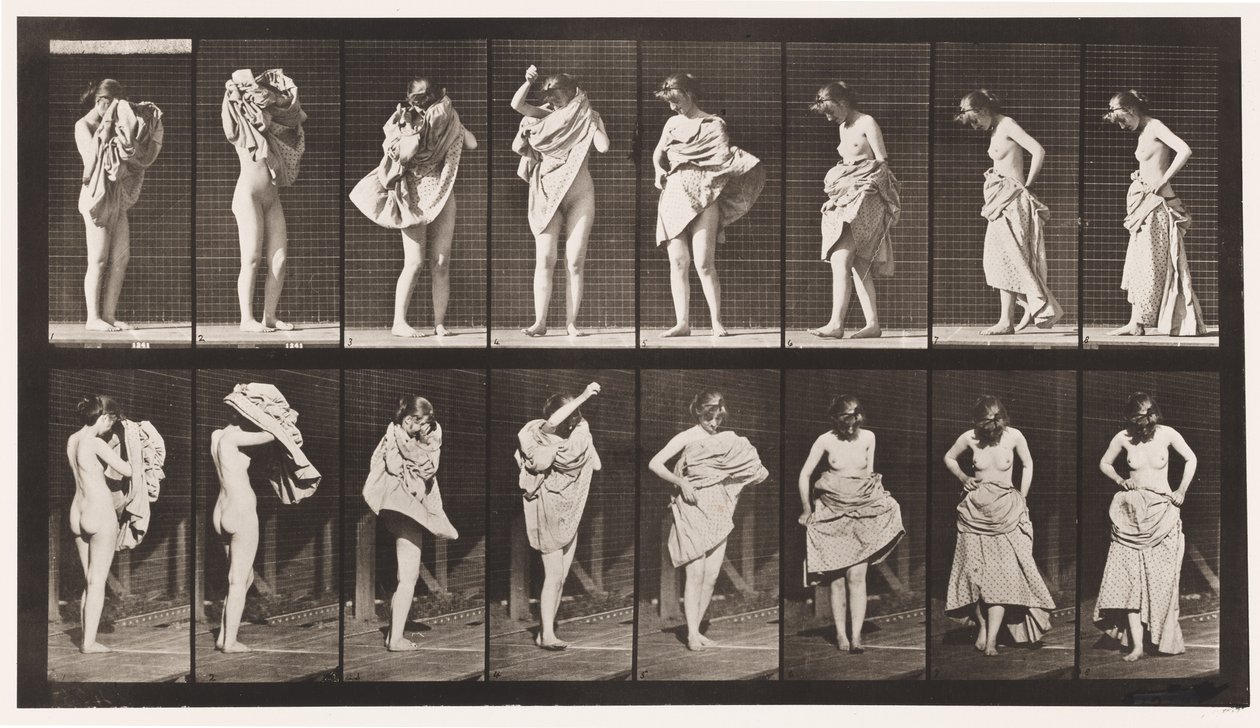 板425.厕所，穿上衣服和转身，1872-1885 作者 爱德沃德·迈布里奇