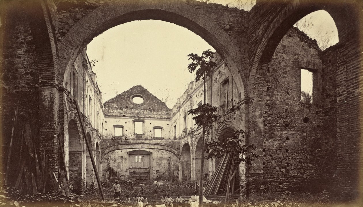 巴拿马圣多明各教堂遗址，1875 年，1877 年出版（照片） 作者 爱德沃德·迈布里奇