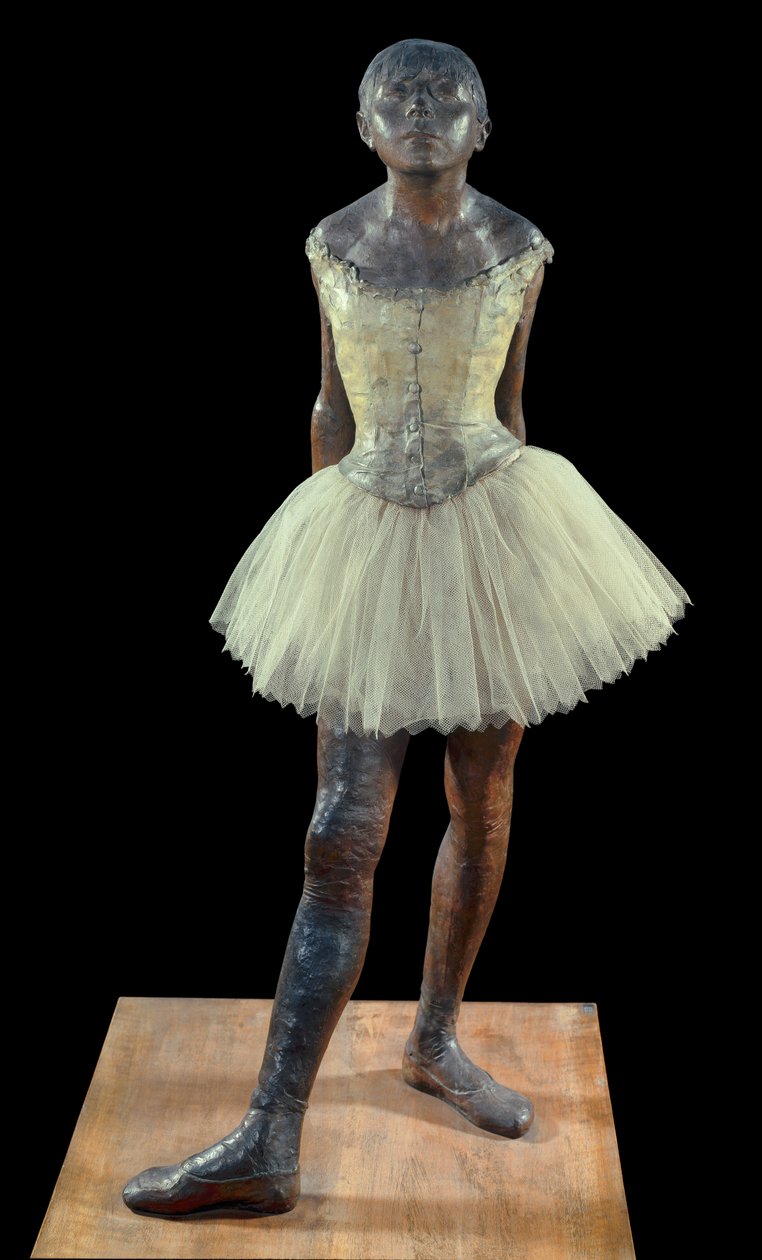 14 岁或高大的舞者穿着 - 埃德加·德加（Edgar Degas，1834-1917 年）的雕塑，木质底座上有古铜色、薄纱和粉红色缎面 作者 埃德加·德加
