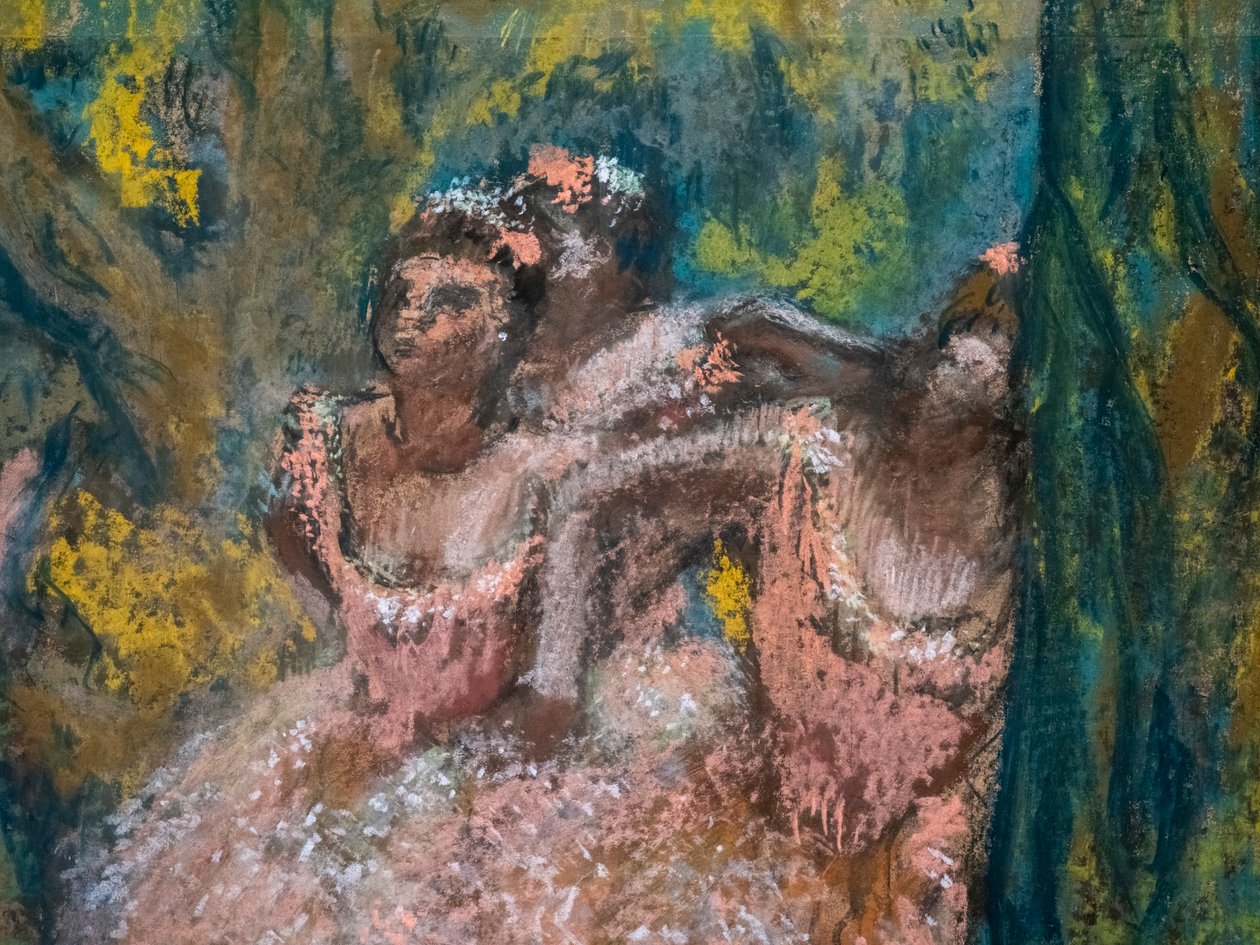 三个穿着鲑鱼裙的舞者（细节）。1904-1906.纸板上的Maroufle纸的粉彩画。 作者 埃德加·德加