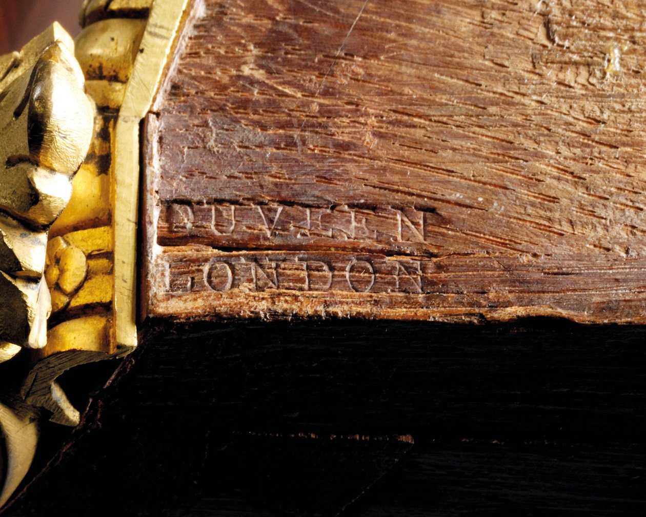 Petit Secretaire a abattant，约1860年（ormolu配金伍德，郁金香和a菜色镶嵌） 作者 爱德华·霍姆斯·巴尔多克