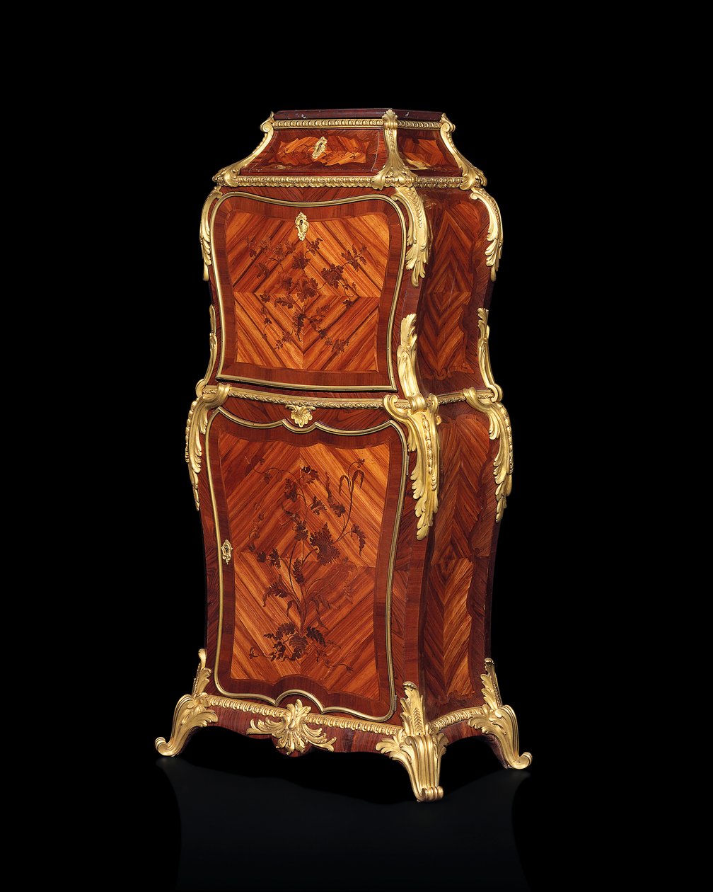 Petit Secretaire a abattant，约1860年（带有金伍德，郁金香木和a菜色镶嵌的ormolu） 作者 爱德华·霍姆斯·巴尔多克
