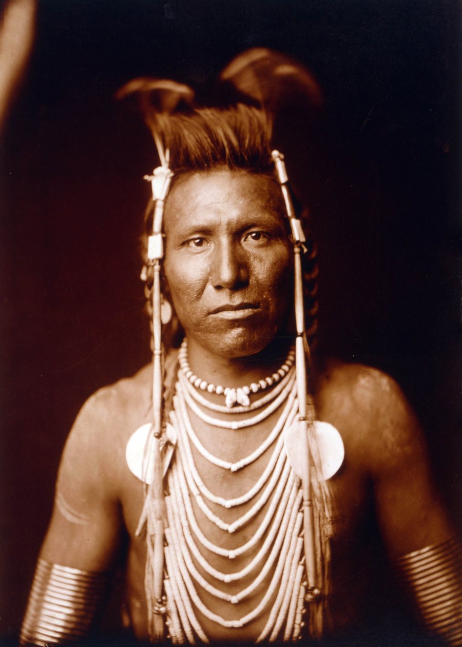 印第安勇士：本-长耳朵，约 1905 年，照片：Edward S. Curtis 作者 爱德华警长柯蒂斯