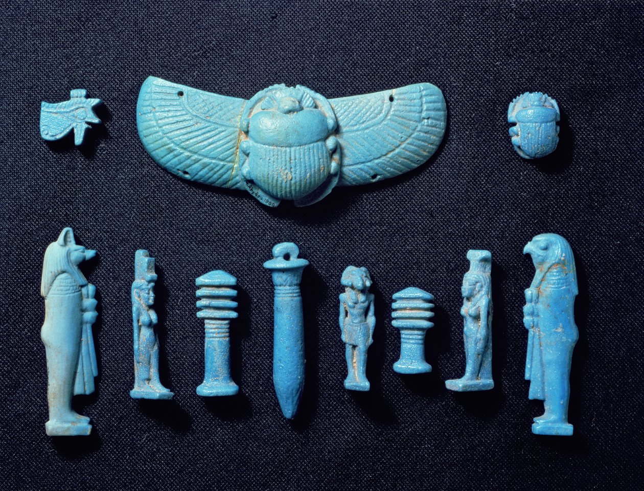 埃及护身符，来自Abydos，可能是第18王朝，新王国，公元前1555-1337（彩陶釉陶） 作者 埃及人