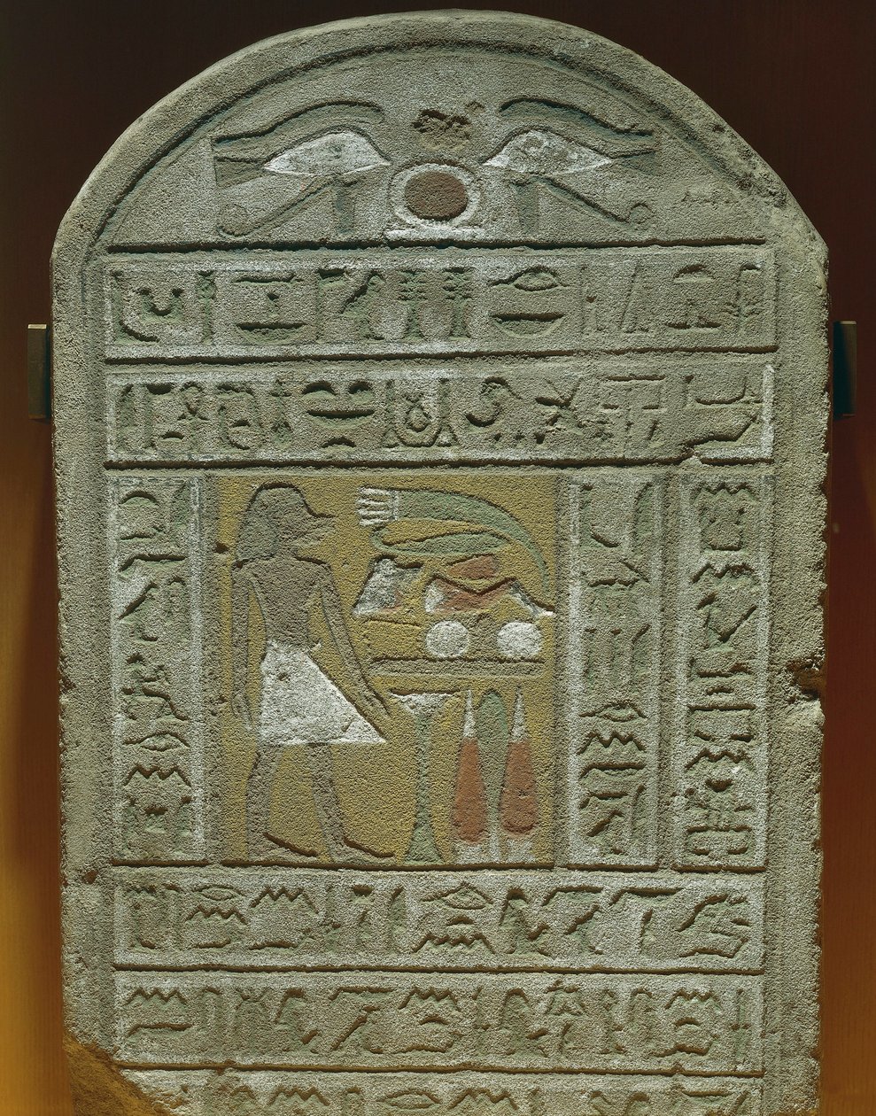 Funerary stele of Ibi, Master of the chamber at the royal palace The deceased before the funerary offerings At the top, eyes of protection and hieroglyph "Shen" which means "eternity"   1450631   zh       chinese Successfully Translated  Original: Illustra 作者 埃及第十八王朝
