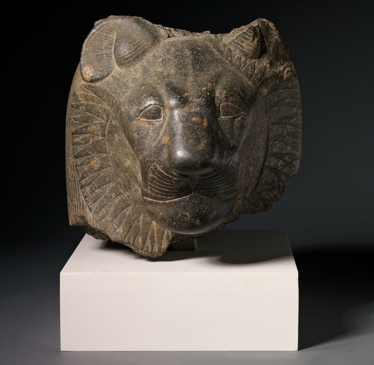 西比斯（Sebes）塞赫迈特（Sekhmet）头，约前1391-53 作者 埃及第十八王朝