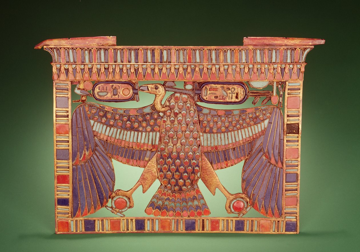 Tylonankhamun（公元前1370-52）新王国（金色景泰蓝镶嵌玻璃膏）的上埃及秃鹫的胸鳍装饰 作者 埃及第十八王朝