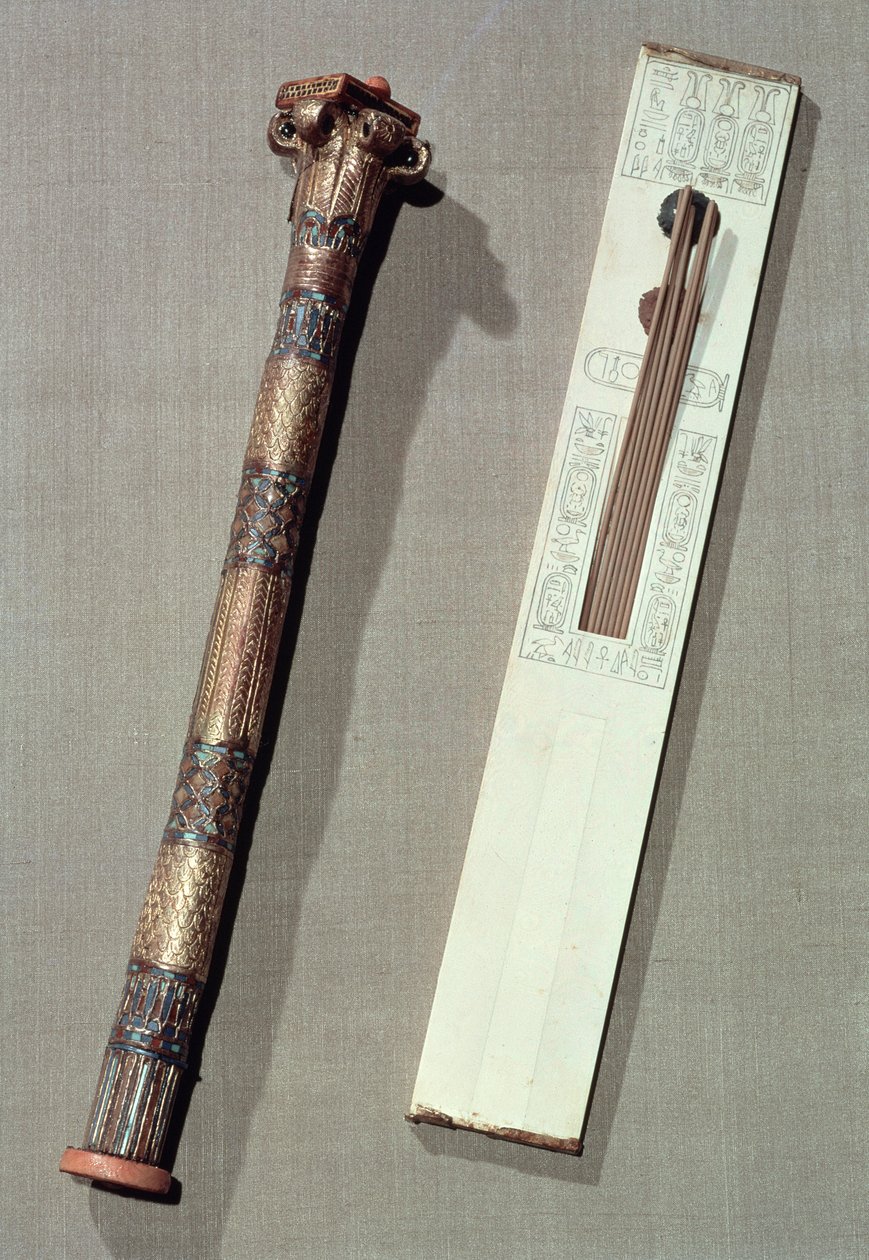 Sutbes调色板和写作芦苇的案例，来自图坦卡蒙墓（公元前1370-52）新王国（另见228566） 作者 埃及第十八王朝