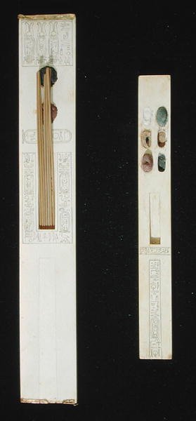 两个调色板，来自图坦卡蒙墓，国王谷，新王国，公元前1353-1327 作者 埃及第十八王朝