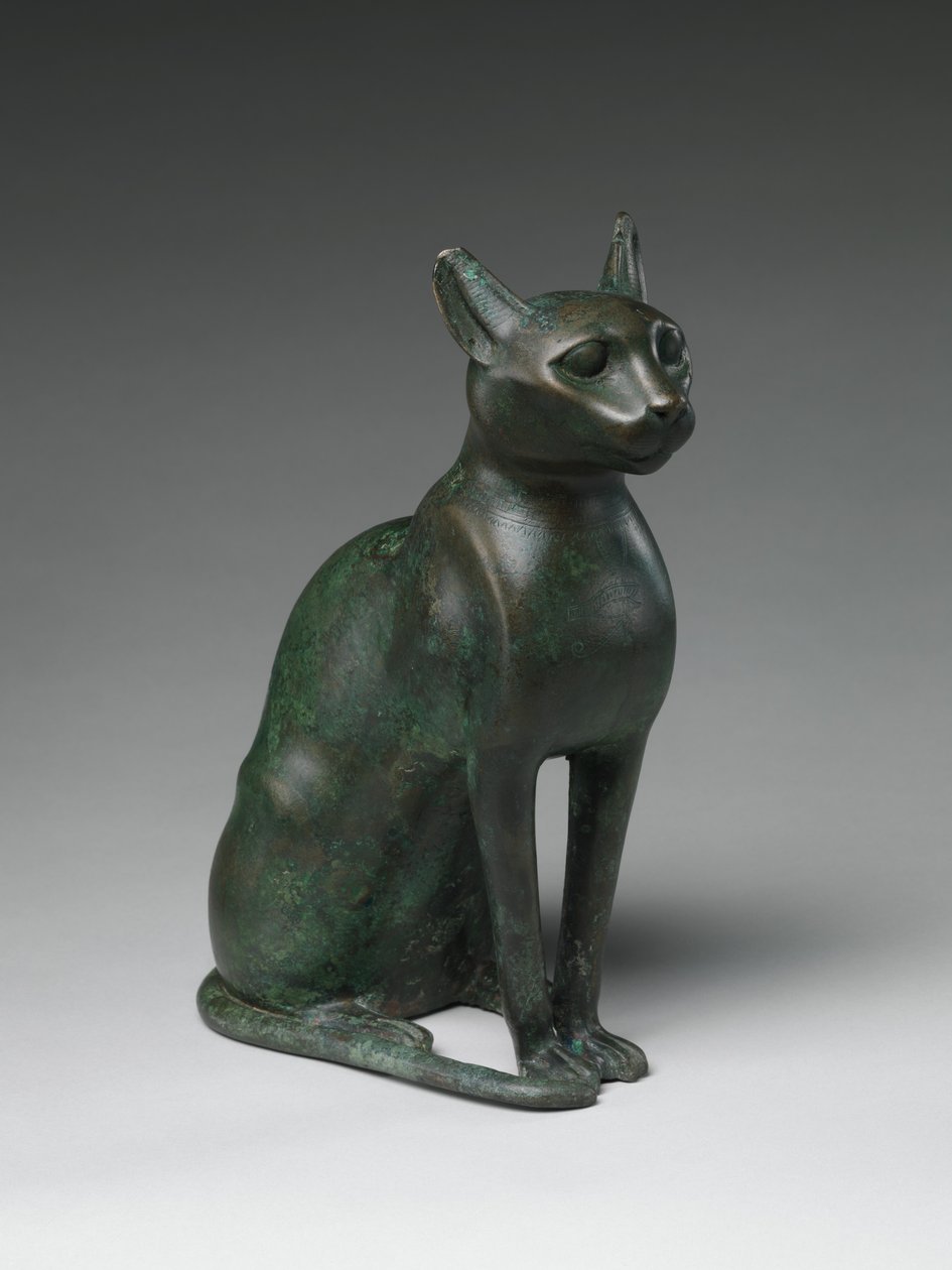 拟装一只木乃伊的猫雕像，公元前332-30年（铅青铜）。 作者 埃及托勒密时期