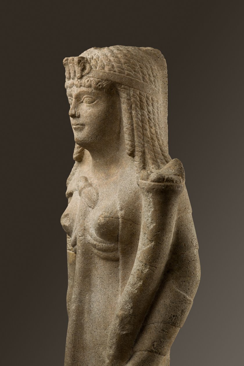 托勒密女王的雕像，也许是Cleopatra VII，公元前200  -  30年（白云石灰岩） 作者 埃及托勒密时期