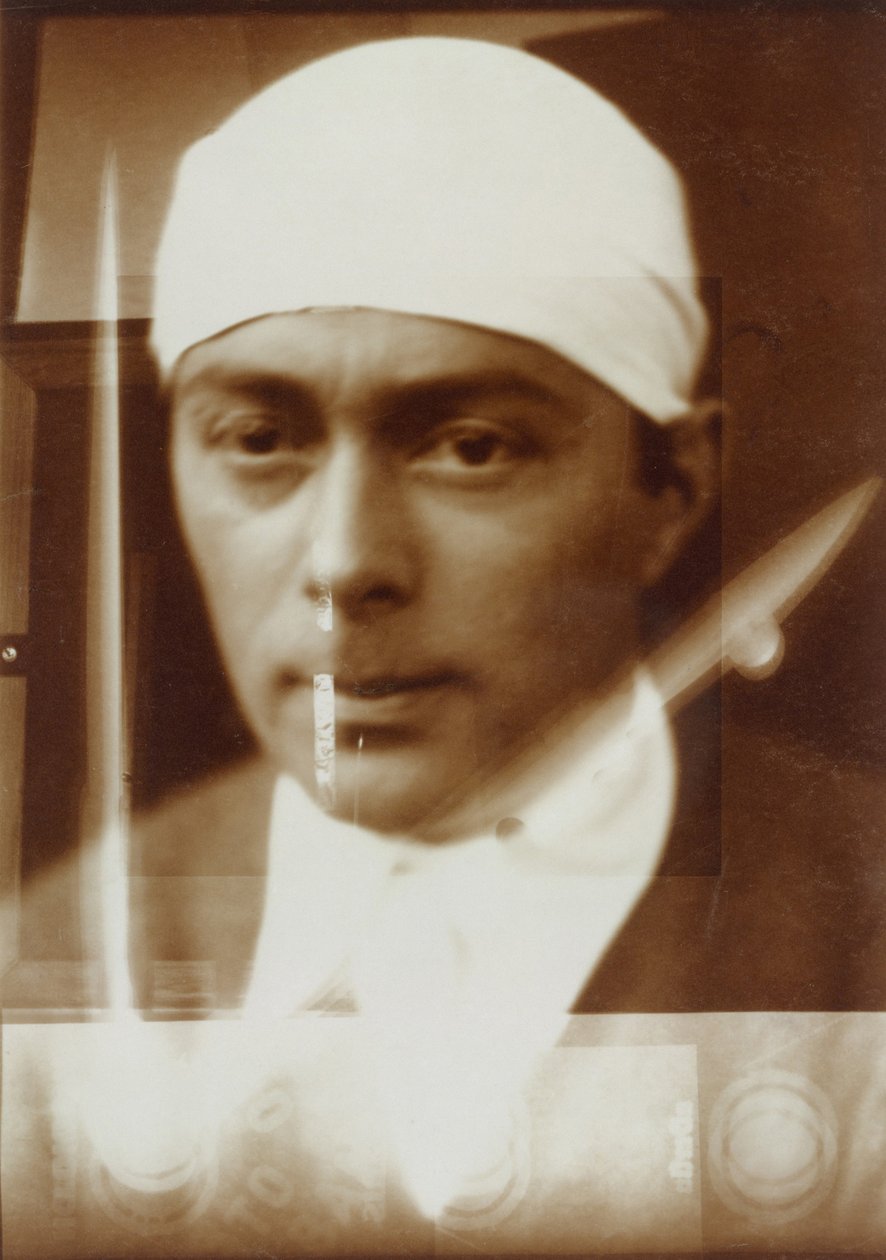 自画像，1924-1925年。 作者 埃利泽马科维奇利西茨基