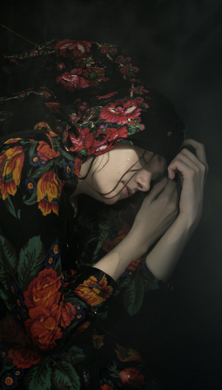 睡眠》，2016 年（丝网印刷） 作者 埃琳莱蒂西亚·霍加博