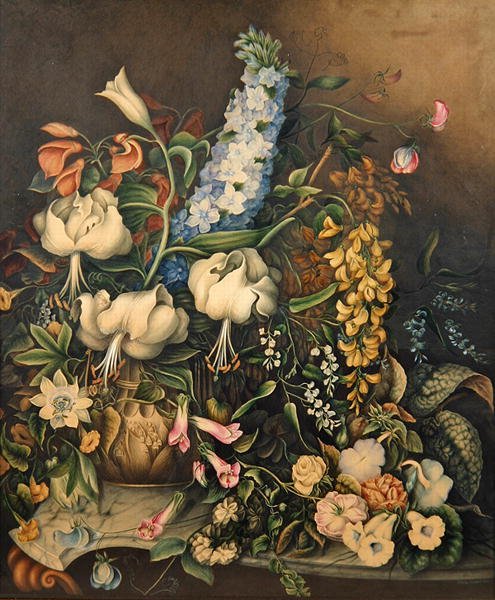 花瓶里的花放在大理石桌面的控制台桌上 作者 伊丽莎·丹尼尔（Eliza F.Daniel）