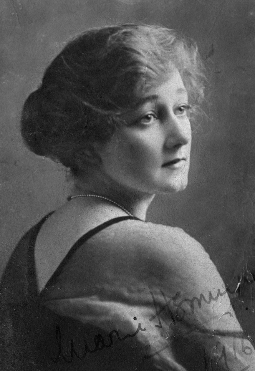 玛丽·海明威（Marie Hemingway）1883-1939年，英国女演员，1916年。 作者 埃利奥特和弗莱