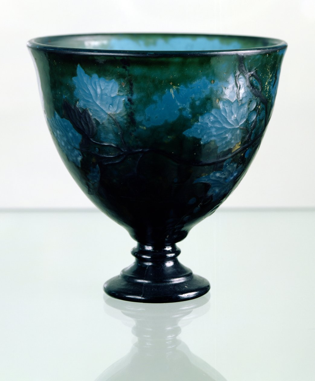 水晶杯，“这样的夜晚”，1894年（玻璃） 作者 埃米尔·加勒（Emile Galle）