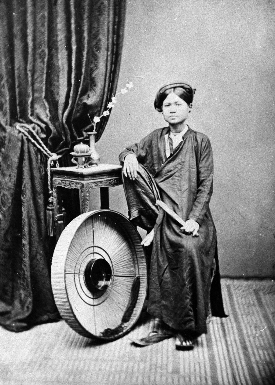 东京女人，1860年代 作者 埃米尔·格塞尔（Emile Gsell）