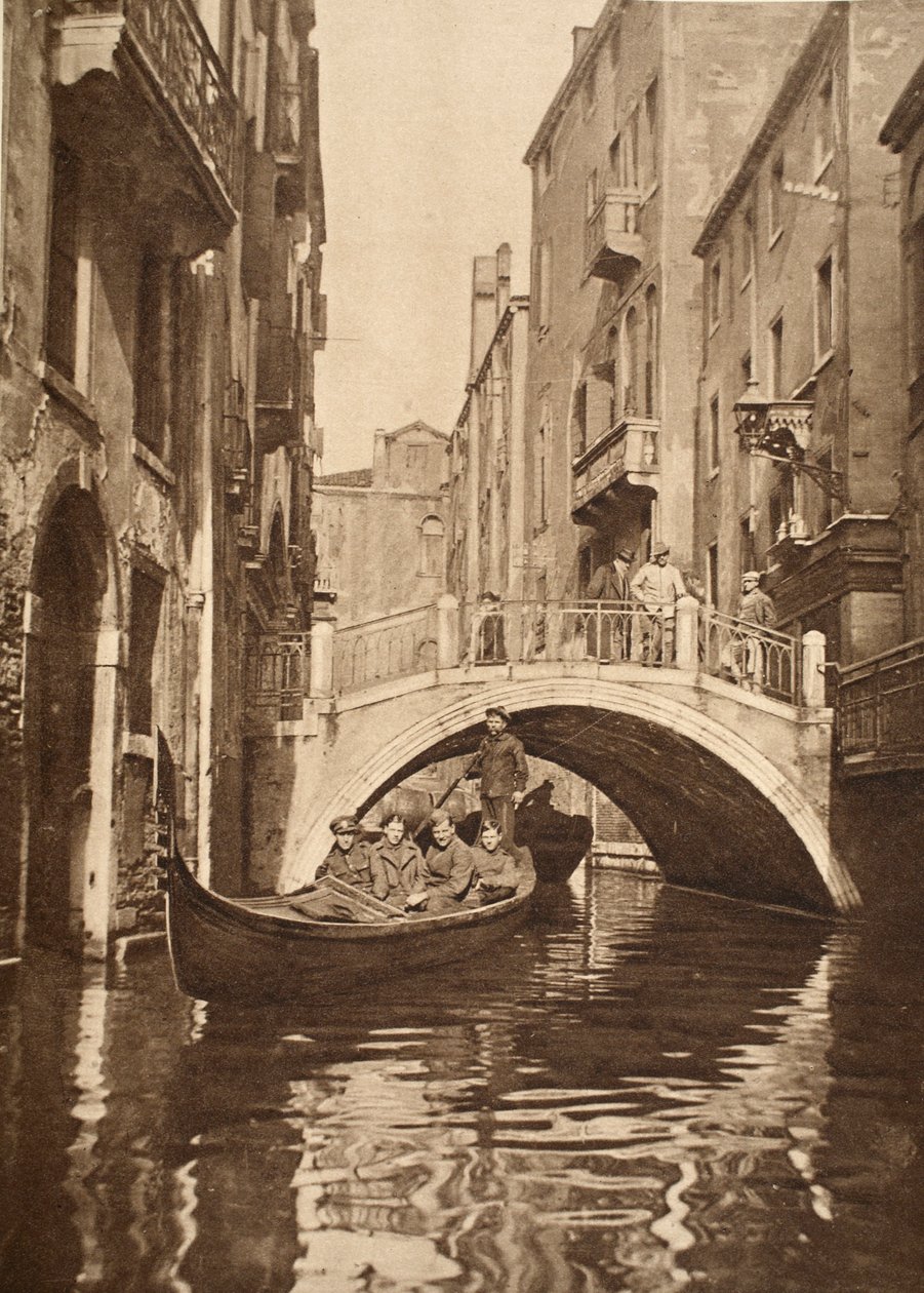 在威尼斯的石头中，1914-19 作者 英国摄影师