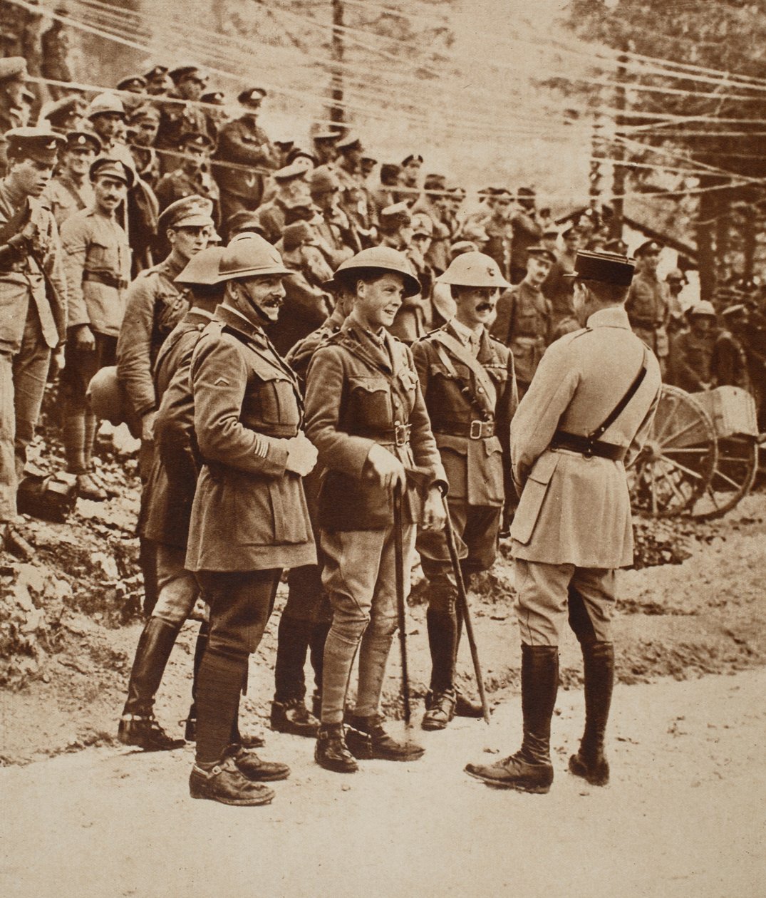 意大利阵线国际集团，1917年：威尔士亲王在该中心 作者 英国摄影师