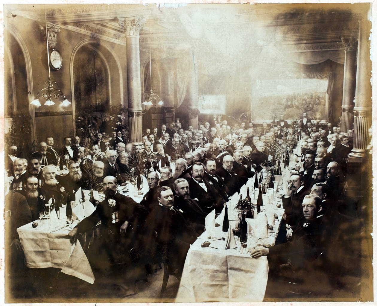 巴拉克拉瓦团圆饭，1902年 作者 英国摄影师