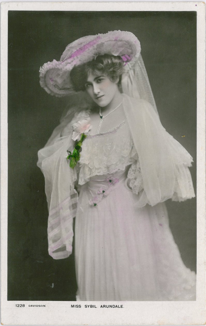 舞台名人：Sybil Arundale小姐，c.1903-08（彩色照片） 作者 英国摄影师