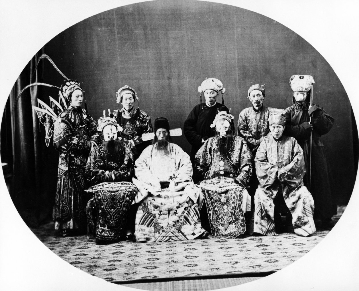 中国戏剧，上海，1870年 作者 英国摄影师