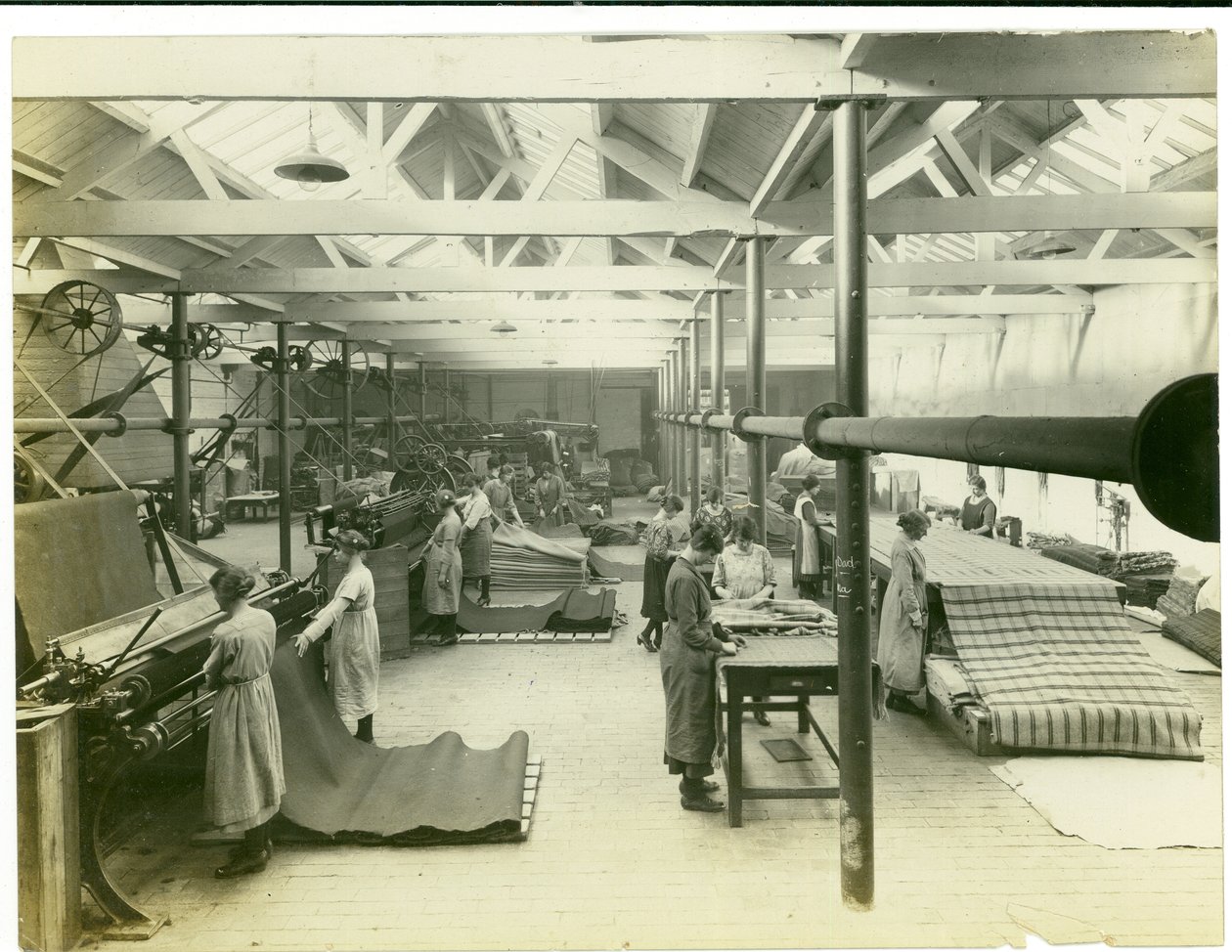布料整理室，Long Meadow mill，1923 作者 英国摄影师