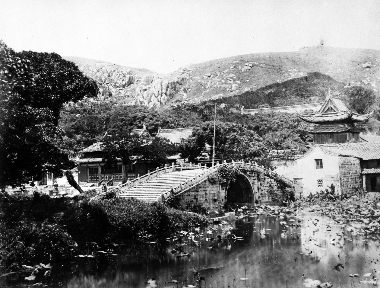 Foo-Too，Chusan，1870年 作者 英国摄影师