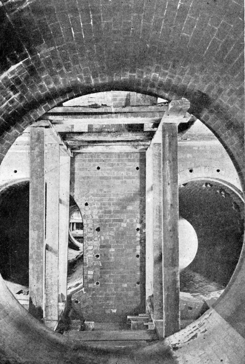 从主要的弓和维多利亚公园下水道的交界处，从国王的插图，1901年6月1日 作者 英国摄影师