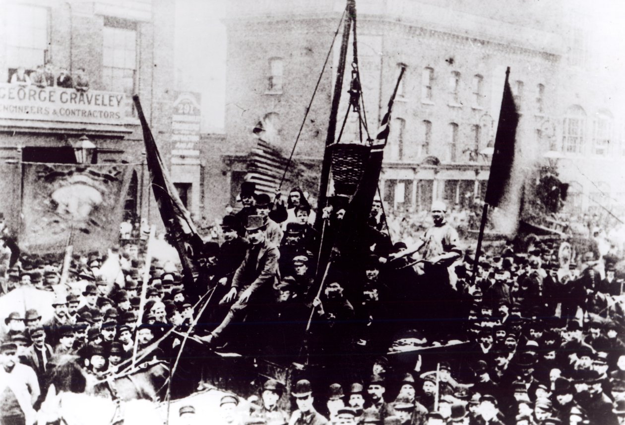 伦敦码头罢工，1889年 作者 英国摄影师