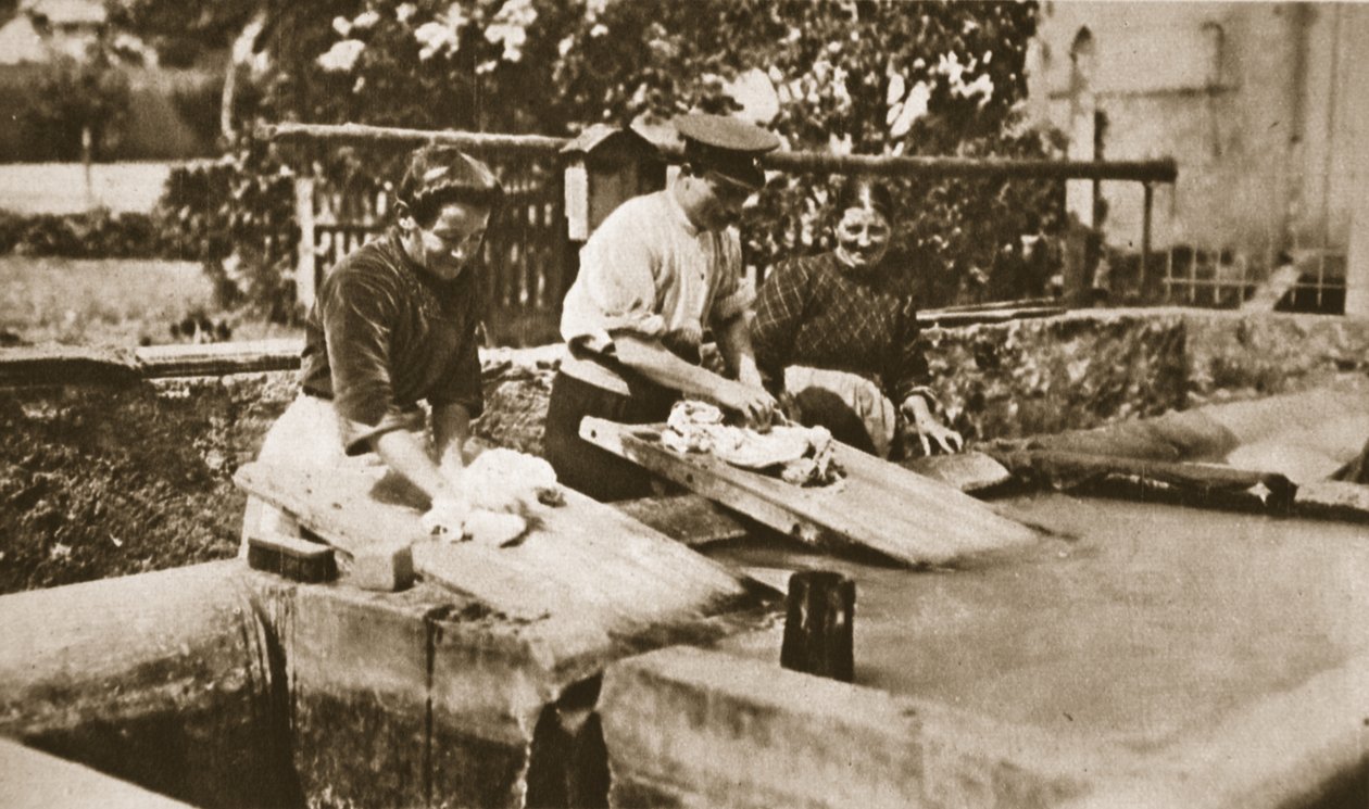 我们从德国交换过的囚犯转移到瑞士：在1920年6月21日的“画报战争新闻”中的Chateau dOex（sepia照片） 作者 英国摄影师