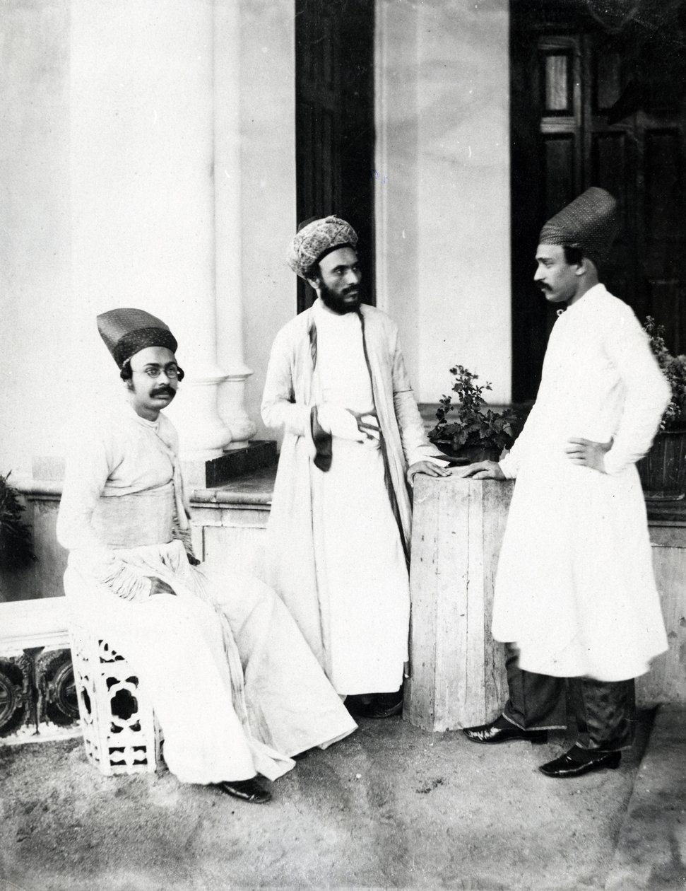 Parsees，c.1870s 作者 英国摄影师