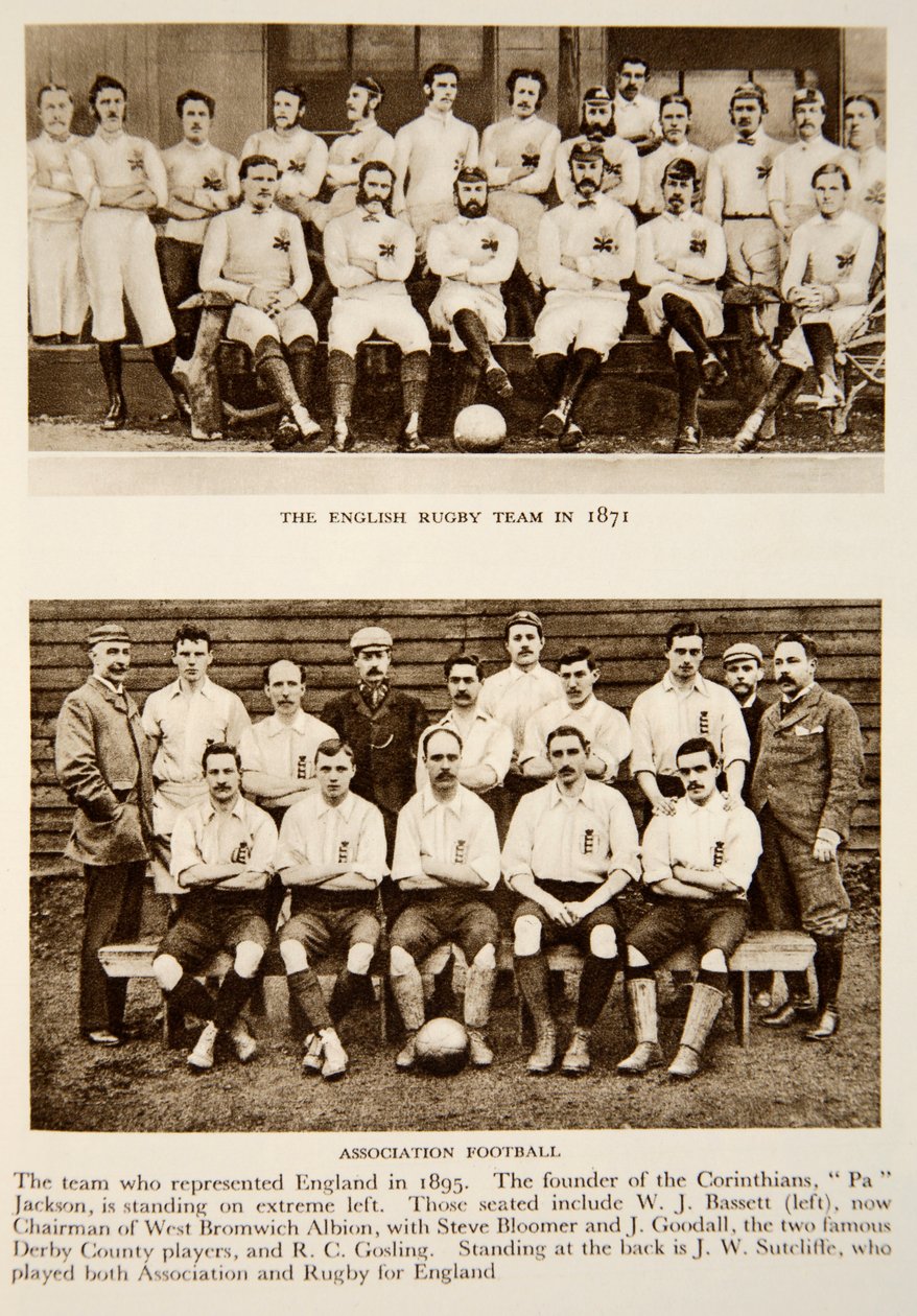 1871年的英格兰橄榄球队和1895年的足球联合会代表，来自泰晤士报的照片（照相凹版） 作者 英国摄影师