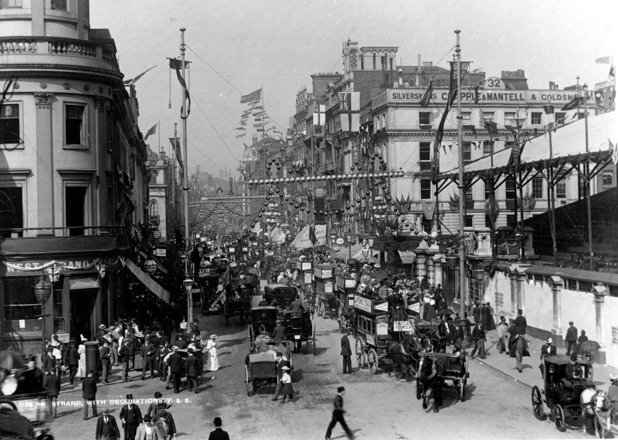 The Strand，London with Jubilee Decorations，1897 作者 英国摄影师