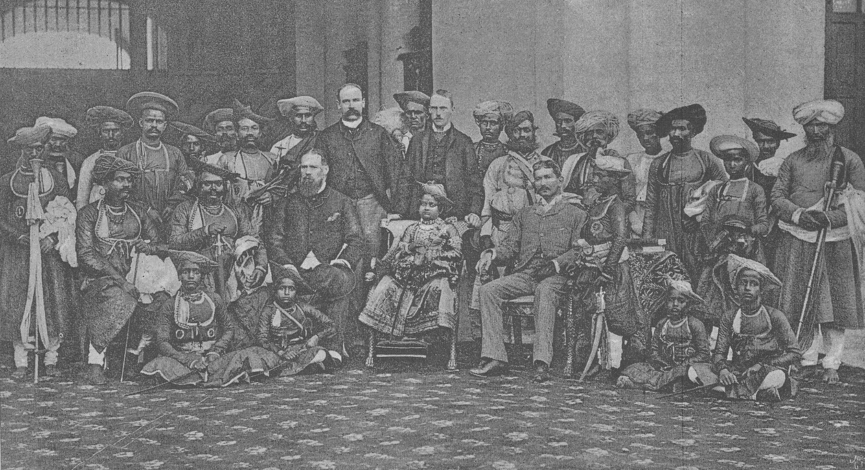 Gwalior的年轻大君和他的监护人Lepel Griffin爵士和法院，c.1886 作者 英国摄影师