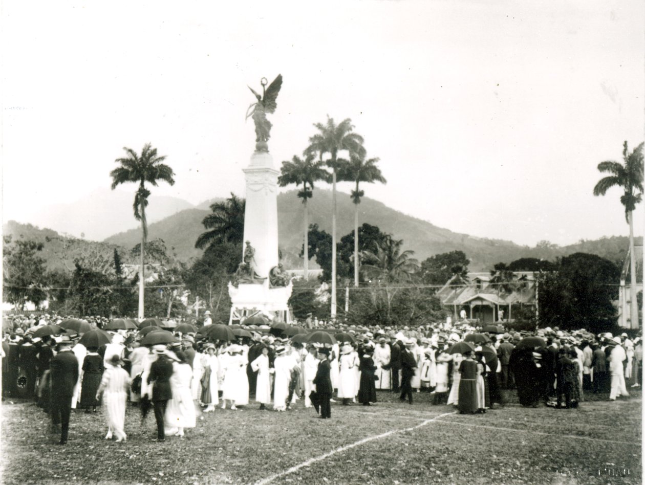 揭幕战争纪念馆，西班牙港，特立尼达，1920年 作者 英国摄影师