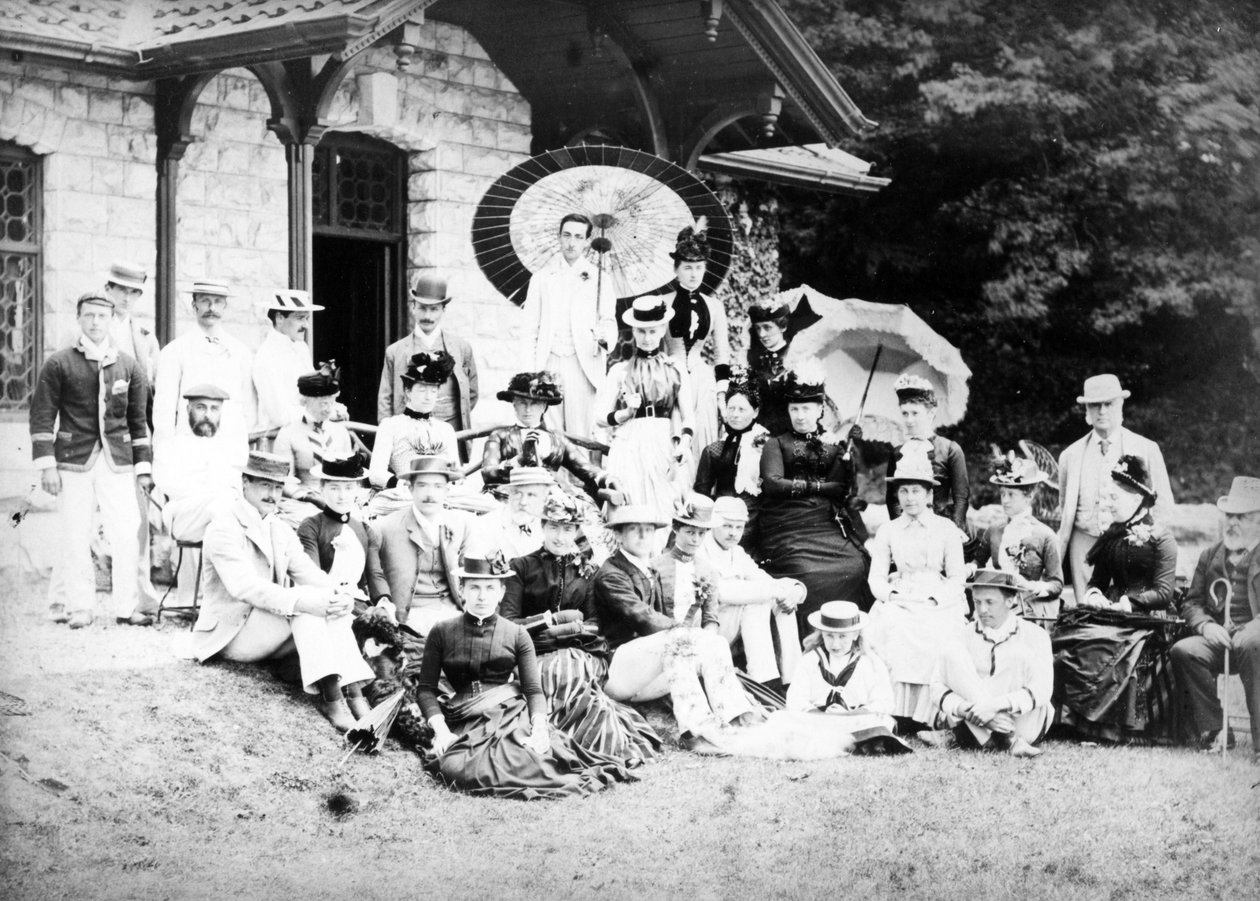 维多利亚州夏季郊游小组，1890年 作者 英国摄影师