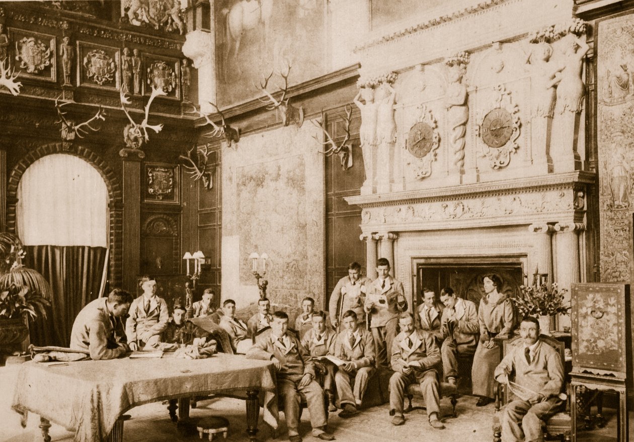 欢迎客人来到英格兰的庄严家园，1914年至1919年 作者 英国摄影师
