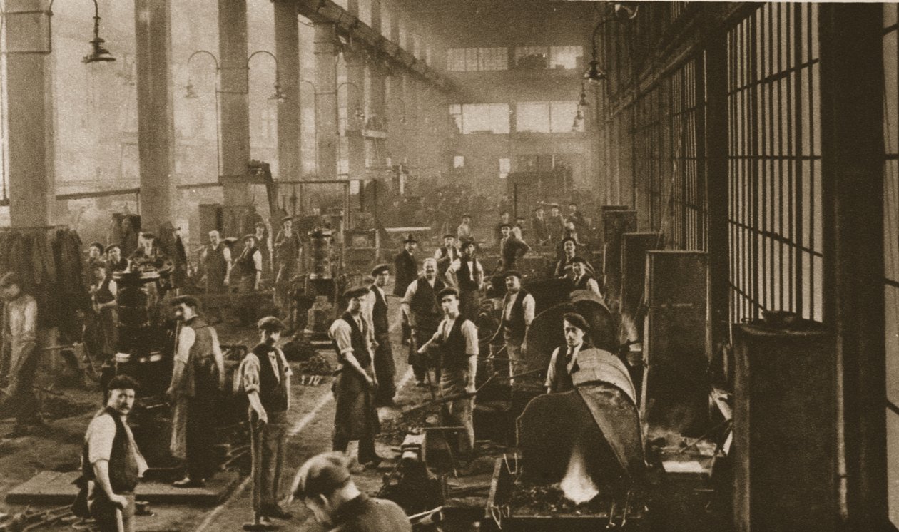 Beckton Gas Works的铁匠铺工人，来自Wonderful London，1926-27出版（照相凹版印刷） 作者 英国摄影师