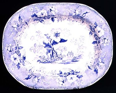 植物美女图案装饰的蓝色和白色肉盘，Elkin＆Newton，1844-45（陶瓷） 作者 英语学校