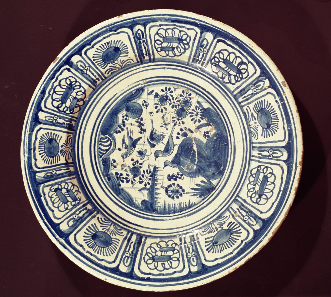 蓝色菜，来自明末出口，可能来自伦敦南华克的Christian Wilhelm工厂，c.1635-40（锡釉陶器） 作者 英语学校