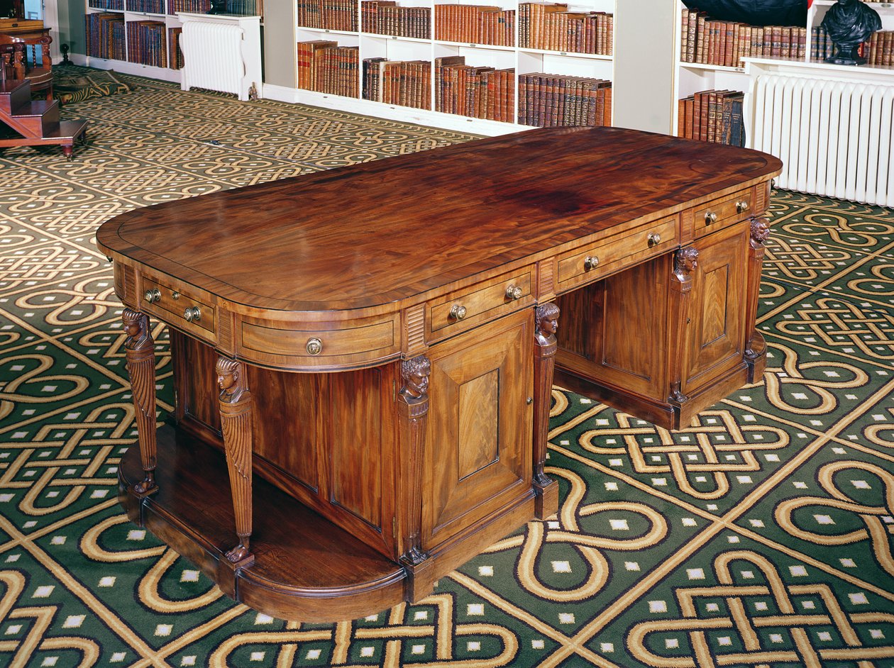 由Thomas Chippendale Jr撰写的书桌，1805年 作者 英语学校