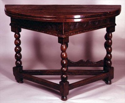 带有旋钮腿的门腿桌，c.1600（橡木） 作者 英语学校