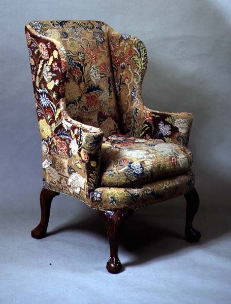George I翼椅采用当代针线活，c.1720（胡桃木和纺织品） 作者 英语学校